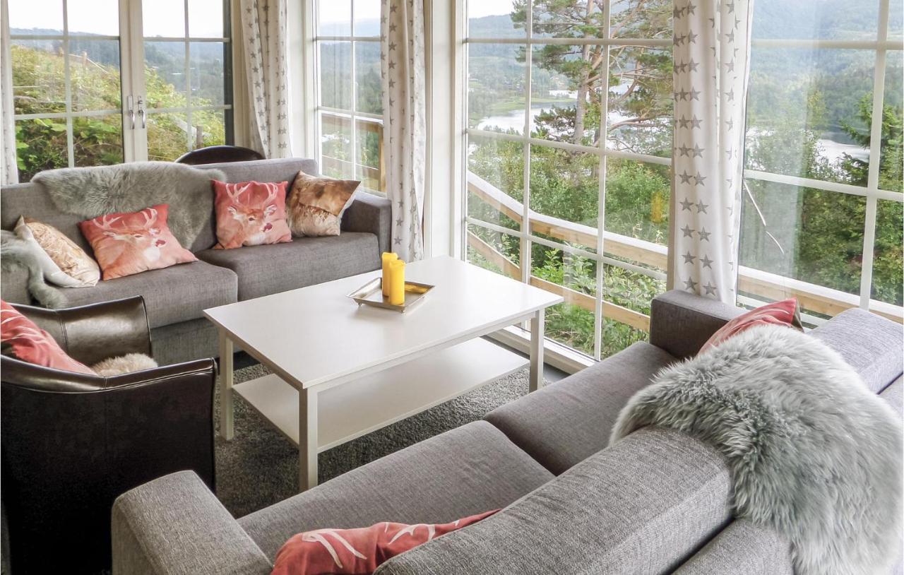 5 Bedroom Cozy Home In Norheimsund Bagian luar foto